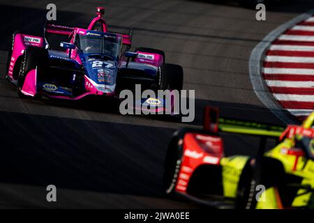 Madison, IL, USA. 20. August 2022. ALEXANDER ROSSI (27) aus Nevada City, Kalifornien, fährt während der Bommito Automotive Group 500 auf dem World Wide Technology Raceway in Madison, IL, durch die Kurven. (Bild: © Walter G. Arce Sr./ZUMA Press Wire) Stockfoto