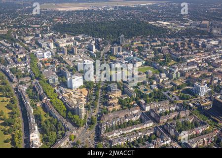 Luftaufnahme, Baustellenabriss und Neubau am Karl-Arnold-Platz Business Center, Sky Office Hochhaus, Golzheim, Düsseldorf, Rheinland Stockfoto