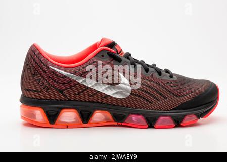 Nike Air Max Tailwind 6 Waffle Trainer Herrenschuh auf Weiß Stockfoto