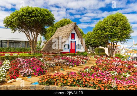 Traditionelles Haus in Santana, Madeira, Portugal Stockfoto