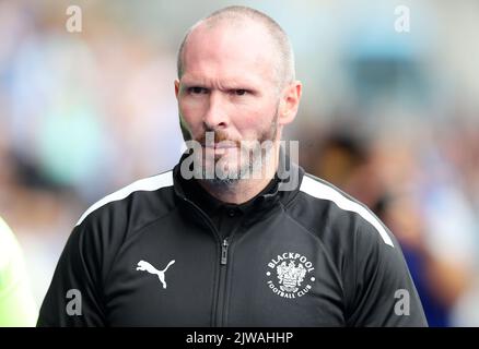 Huddersfield, Großbritannien. 4. September 2022. Michael Appleton Manager von Blackpool während des Sky Bet Championship-Spiels im John Smith's Stadium, Huddersfield. Bildnachweis sollte lauten: Lexy Ilsley/Sportimage Kredit: Sportimage/Alamy Live News Stockfoto