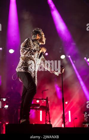 Die mexikanische Band Cafe Tacvba spielt live beim Vive Latino 2022 Music Festival in Zaragoza, Spanien Stockfoto