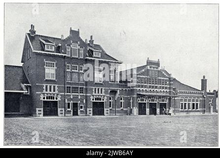 Blick auf den H.S.M. Bahnhof Zandvoort in Zandvoort aan Zee. Stockfoto