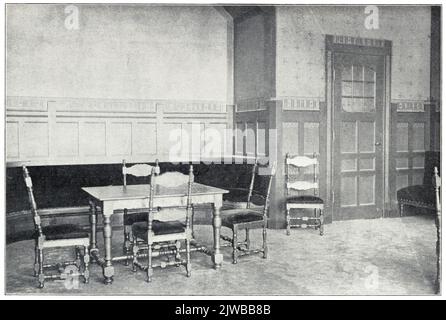 Innenraum des H.S.M. Bahnhofs Zandvoort in Zandvoort aan Zee: Warteraum. Stockfoto