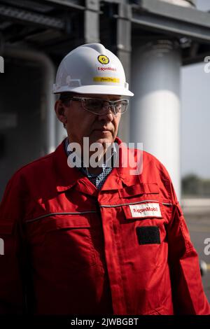 Vechta, Deutschland. 26. August 2022. Peter Thie von ExxonMobil auf dem Erdgasfeld Goldenstedt Z23 (zu dpa ' ing für jeden Kubikmeter deutsche Gasf Derung und seine Grenzen') Quelle: Sina Schuldt/dpa/Alamy Live News Stockfoto