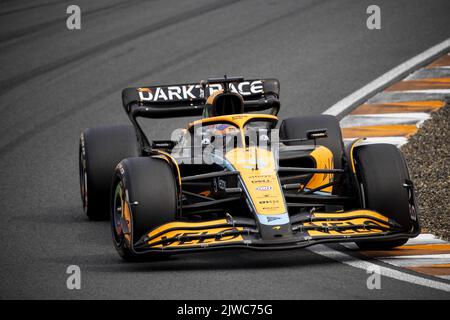 ZANDVOORT - Daniel Ricciardo (3) fährt den McLaren MCL36 während des Großen Preises der Niederlande F1 auf dem Circuit Zandvoort am 4. September 2022 in Zandvoort, Niederlande. KOEN VAN WEEL Stockfoto