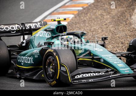 ZANDVOORT - Sebastian Vettel (5) mit dem Aston Martin AMR22 beim Grand Prix der Niederlande F1 auf dem Circuit Zandvoort am 4. September 2022 in Zandvoort, Niederlande. KOEN VAN WEEL Stockfoto