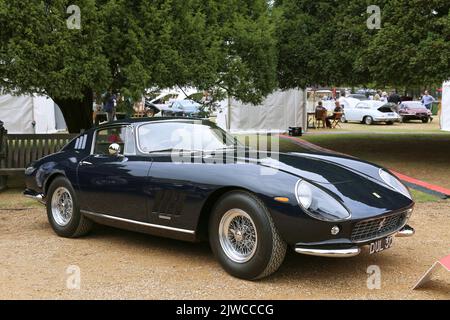 Ferrari 275 GTB/6C (1965). Concours of Elegance 2022, Hampton Court Palace, London, Großbritannien, Europa Stockfoto