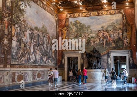 Rom, Italien - September 2022 - Kapitolinische Museen, auf der Piazza del Campidoglio, auf dem Kapitolshügel, Sala Orazi e Curiazi. Stockfoto