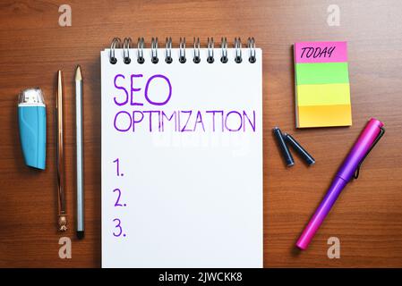 Konzeptionelle Bildunterschrift Seo OptimizationProzess zur Beeinflussung der Online-Sichtbarkeit von Websites oder Seiten. Wort zum Prozess der Beeinflussung der Online-Sichtbarkeit Stockfoto