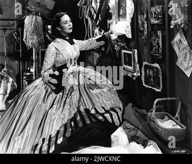 JENNIFER JONES in MADAME BOVARY 1949 Regisseur VINCENTE MINNELLI Roman Gustav Flaubert Drehbuch Robert Ardrey Kostüme (Frauen) Walter Plunkett Kostüme (Männer) Valles Musik Miklos Rozsa Produzent Pandro S. Berman Metro Goldwyn Mayer Stockfoto