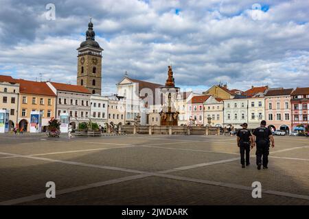 CESKE BUDEJOVICE, TSCHECHIEN - 2. SEPTEMBER 2022: Hauptplatz der größten Stadt in Südböhmen. Stockfoto