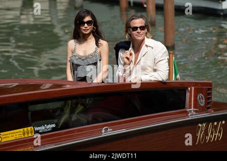 Gemma Chan und Chris Pine kommen am 05. September 2022 zum Don't Worry Darling Photocall im Casino während des Venice International Film Festival (Mostra) 79. in Venedig, Italien. Foto von Aurore Marechal/ABACAPRESS.COM Stockfoto