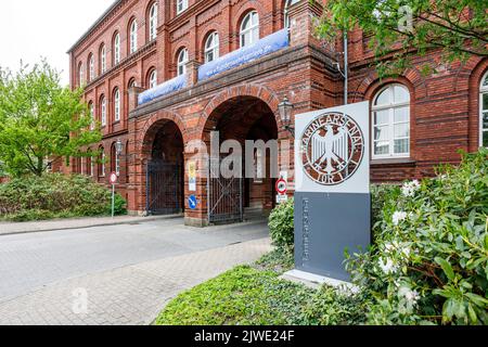 Marinearsenal und Wehrwissenschaftliches Institut, ehemals Werfttor 1 als Haupteingang und Hauptverwaltung der Kaiserlichen Werft in Wilhelmshaven Stockfoto