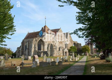 Die alte Kirche des Märtyrers St. Thomas in der historischen Stadt Winchelsea, East Sussex, Großbritannien Stockfoto