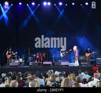 4. September 2022, Portsmouth, Virginia, USA: MEGAN MORONEY bringt am 4. September 2022 ein Land in den Pavillon der Atlantic Union Bank in Portsmouth, Virginia. Foto.Â© Jeff Moore (Kreditbild: © Jeff Moore/ZUMA Press Wire) Stockfoto