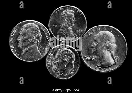 USA US-Münzen Silber Detail Textur, die Reichtum und Ersparnisse mit Inschrift in God We Trust Stockfoto