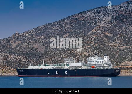 Cartagena, Spanien. Das Cheikh Bouamama Gasschiff im Valle de Escombreras zum Entladen von Gas. ABEL F. ROS/Alamy Stock Stockfoto