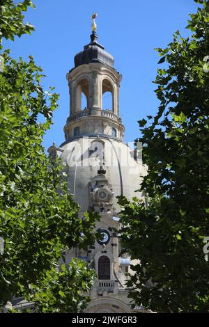 Dresden ist die 12. bevölkerungsreichste Stadt Deutschlands, die viertgrößte nach Fläche (nach Berlin, Hamburg und Köln) und die drittbevölkerungsreichste Stadt Deutschlands. Stockfoto