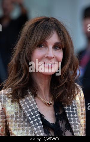 Anne Parillaud bei der Don't Worry Darling Premiere während der Internationalen Filmfestspiele Venedig 79. (Mostra) in Venedig, Italien am 05. September 2022. Foto von Aurore Marechal/ABACAPRESS.COM Stockfoto