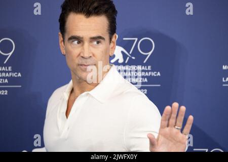 Lido Di Venezia, Italien. 05. September 2022. Colin Farrell nimmt am 05. September 2022 in Venedig, Italien, an der Fotoschau für die Banshees of Inisherin auf dem Internationalen Filmfestival von Venedig 79. Teil. © Foto: Cinzia Camela. Kredit: Unabhängige Fotoagentur/Alamy Live Nachrichten Stockfoto
