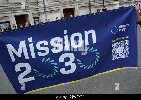 Das Tory Leadership Race kommt an den Kopf und Abgeordnete und Parteimitglieder versammeln sich am 5.. September 2022 im QEII Center in Westminster, um das Ergebnis zu hören. Stockfoto