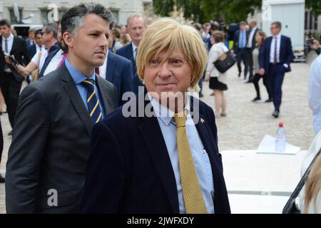 Das Tory Leadership Race kommt an den Kopf und Abgeordnete und Parteimitglieder versammeln sich am 5.. September 2022 im QEII Center in Westminster, um das Ergebnis zu hören. Stockfoto