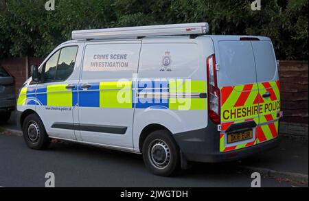 CSI Crime Scene Investigation Polizeifahrzeug von Keshire, in Grappenhall, Warrington, Keshire, England, Großbritannien, WA4 2pl - Kriminaluntersuchung Stockfoto