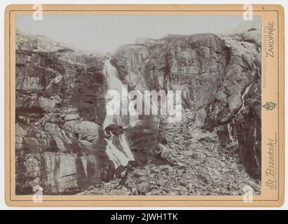 Tatra Mountains. Skok Wasserfall im Młynicka Tal. Bizański, Stanisław (Kraków, Krynica, Zakopane ; Zakład fotograficzny ; 1880-1900), Fotostudio Stockfoto