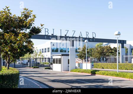 Irvine, KALIFORNIEN, USA - 9. Juli 2022: Der Blizzard Entertainment Campus wird am 9. Juli 2022 in Irvine, Kalifornien, USA, besucht. Stockfoto