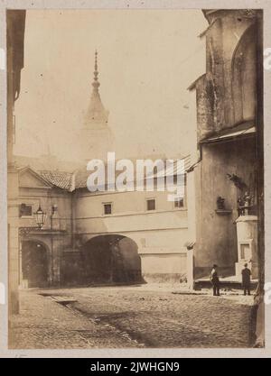 Warschau. Kanonia Straße, rechts – Erzkathedrale Basilika des Martyriums des Hl. Johannes des Täufers. Unbekannt, Fotograf Stockfoto