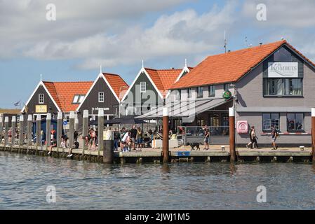 Texel, Niederlande. August 2022. Der Hafen von Oudeschild auf der Insel Texel. Hochwertige Fotos Stockfoto