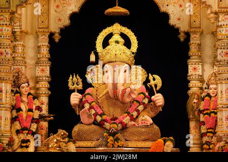 02. September 2022, Pune, Maharashtra, Indien, wunderschöne Skulptur von Lord Ganesh, genannt Dagdusheth Halwai Ganpati bei Pune, Stockfoto