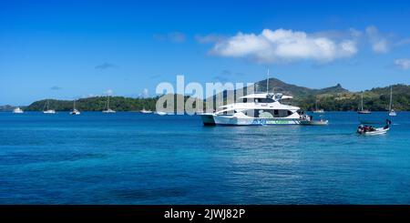 Mit der Yasawa Flyer Fähre können Passagiere im Nanuya Island Resort abgesetzt werden. Fidschi Stockfoto