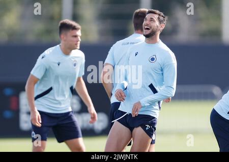 Brügge, Belgien, 06. September 2022, Roman Yaremchuk des Clubs während einer Trainingseinheit des belgischen Fußballteams Club Brugge KV, Dienstag, 06. September 2022 in Brügge, zur Vorbereitung des morgigen Spiels gegen den Deutschen Bayer 04 Leverkusen am Eröffnungstag der UEFA Champions League Gruppenphase. BELGA FOTO BRUNO FAHY Stockfoto
