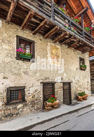 Italien Venetien Canale d'Agordo - Via Tancon Stockfoto