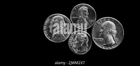 USA US-Münzen Silber Detail Textur, die Reichtum und Ersparnisse mit Inschrift in God We Trust Stockfoto