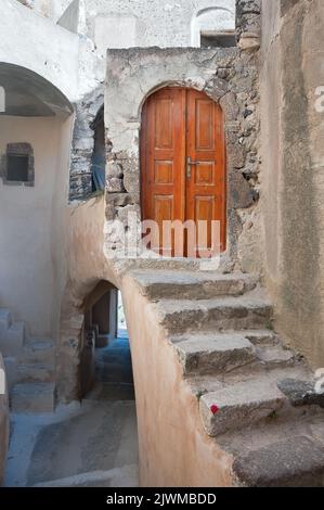 Tor zum nichts in Emporio auf der Insel Santorini in Griechenland Stockfoto