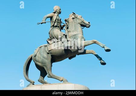 Die Statue von Georgios Karaiskakis auf einem Pferd in Athen, Griechenland Stockfoto