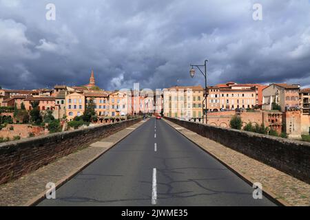 Albi, Frankreich. Alte Brücke (Französisch: Pont Vieux). Stockfoto