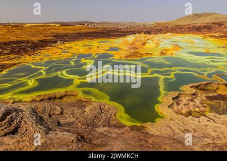 Bunte schwefelhaltigen Seen von Dallol vulkanischen Bereich, Danakil Depression, Äthiopien Stockfoto