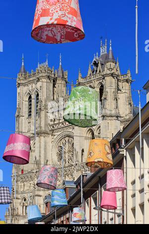 Die gotische Kathedrale Basilika unserer Lieben Frau von Amiens (erbaut zwischen 1220-1270), ein UNESCO-Weltkulturerbe, in Amiens (Somme), Frankreich Stockfoto