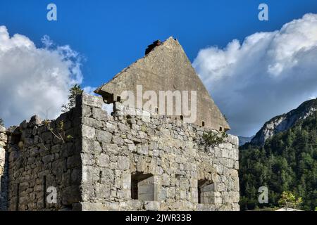 Depot, Predil, Predilsattel, Fort, Werk, Slowenien, Festung, Napoleon, Franzosenkriege, 19. Jahrhundert, Vertrauen, Ruine, Gefechtsstand, verlassen Stockfoto