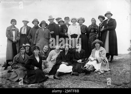 Västerberg Volkshochschule auf Ausflug nach Klocksberg Västerbergs Folkhögskola på utflykt bis Klocksberg Stockfoto
