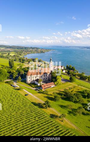 Zisterzienserkloster Birnau am Bodensee Luftbild Foto Portrait Format barocke Wallfahrtskirche in Deutschland Stockfoto