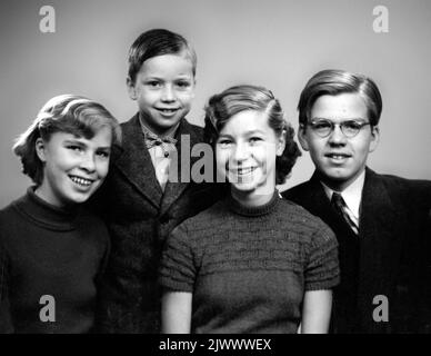 Die Geschwister Nygren. Foto im November 1957. Syskonen Nygren. Foto i november 1957. Stockfoto