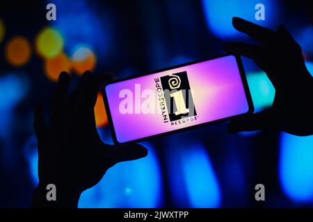 Brasilien. 06. September 2022. In dieser Abbildung wird das Logo von Interscope Records auf einem Smartphone-Bildschirm angezeigt. (Foto von Rafael Henrique/SOPA Images/Sipa USA) Quelle: SIPA USA/Alamy Live News Stockfoto