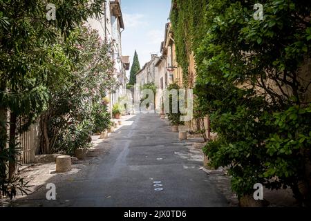 Villeneuve-lès-Avignon Provence Südfrankreich ein malerisches Dorf. Stockfoto