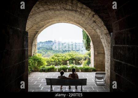 Villeneuve-lès-Avignon Provence Südfrankreich ein malerisches Dorf. Stockfoto