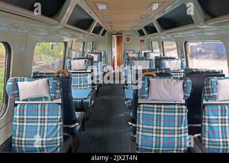 First Class Abschnitt, British Rail APT, BREL und British Rail Research Division Advanced Passenger Train Prototype 370006 in Crewe, Ceshire, England, Großbritannien Stockfoto